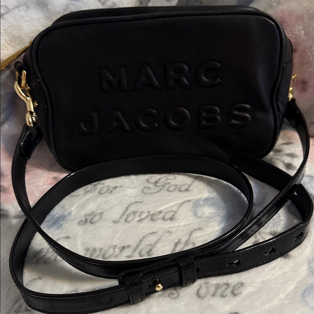 Marc Jacobs Crossbody Bag with pattern leather strap preowned - Picture 6 of 16